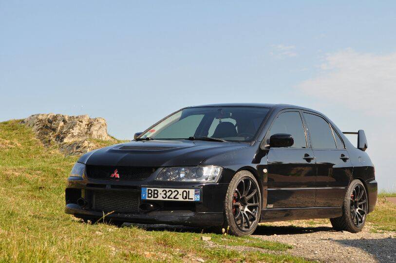 MITSUBISCHI EVO 9   